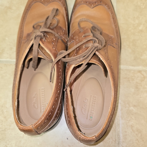 Clarks Tan Leather Oxford Shoes